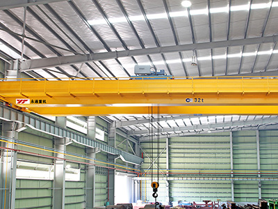 Double girder bridge crane